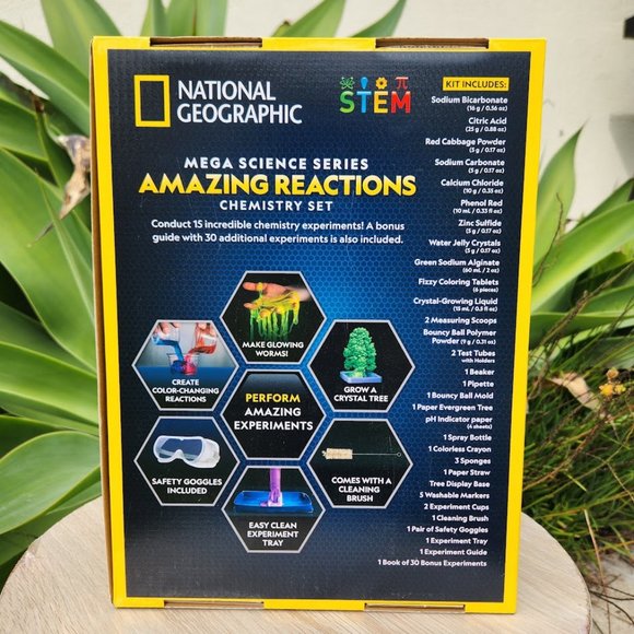 NATIONAL GEOGRAPHIC Amazing Chemistry Set Science Kit 45 Crystal Growing STEM - Picture 2 of 12